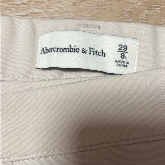 Abercrombie Tailored 90’s Relaxed Trousers - Picture 4 of 4